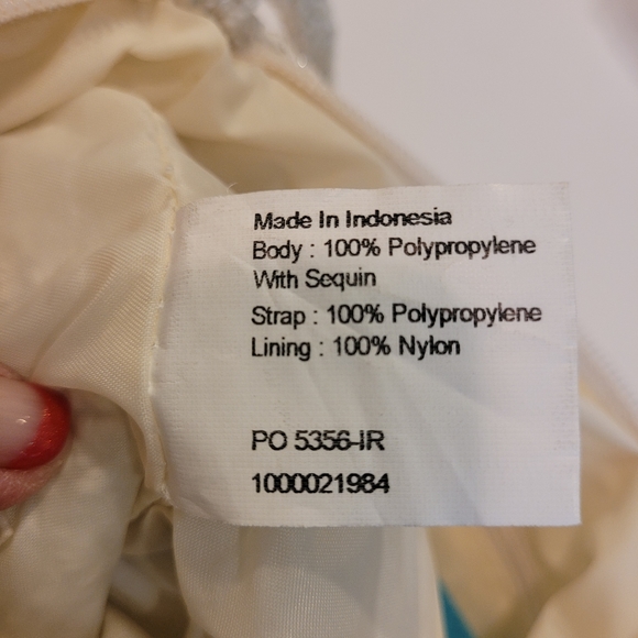 The Sak small white sequin bag - Picture 7 of 14